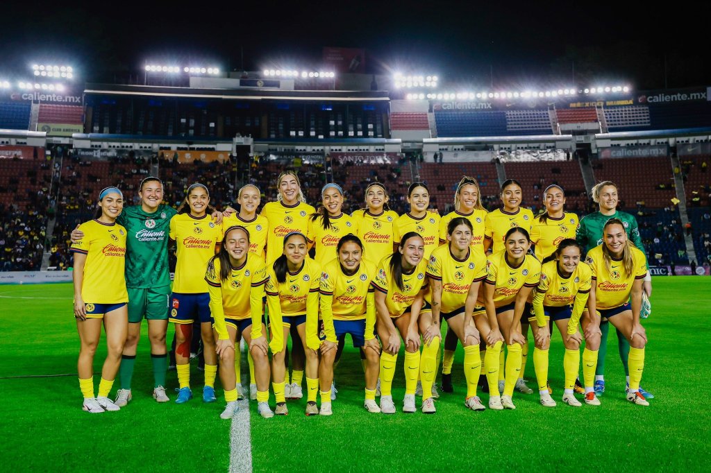 América femenil viene de atrás para conseguir su primera victoria en la&nbsp;temporada.