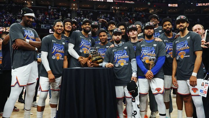 Knicks Aplastan a Los Cavs y Regresan a las Finales de la NBA Por Primera Vez Desde&nbsp;1999